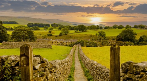 5 Destinations Header