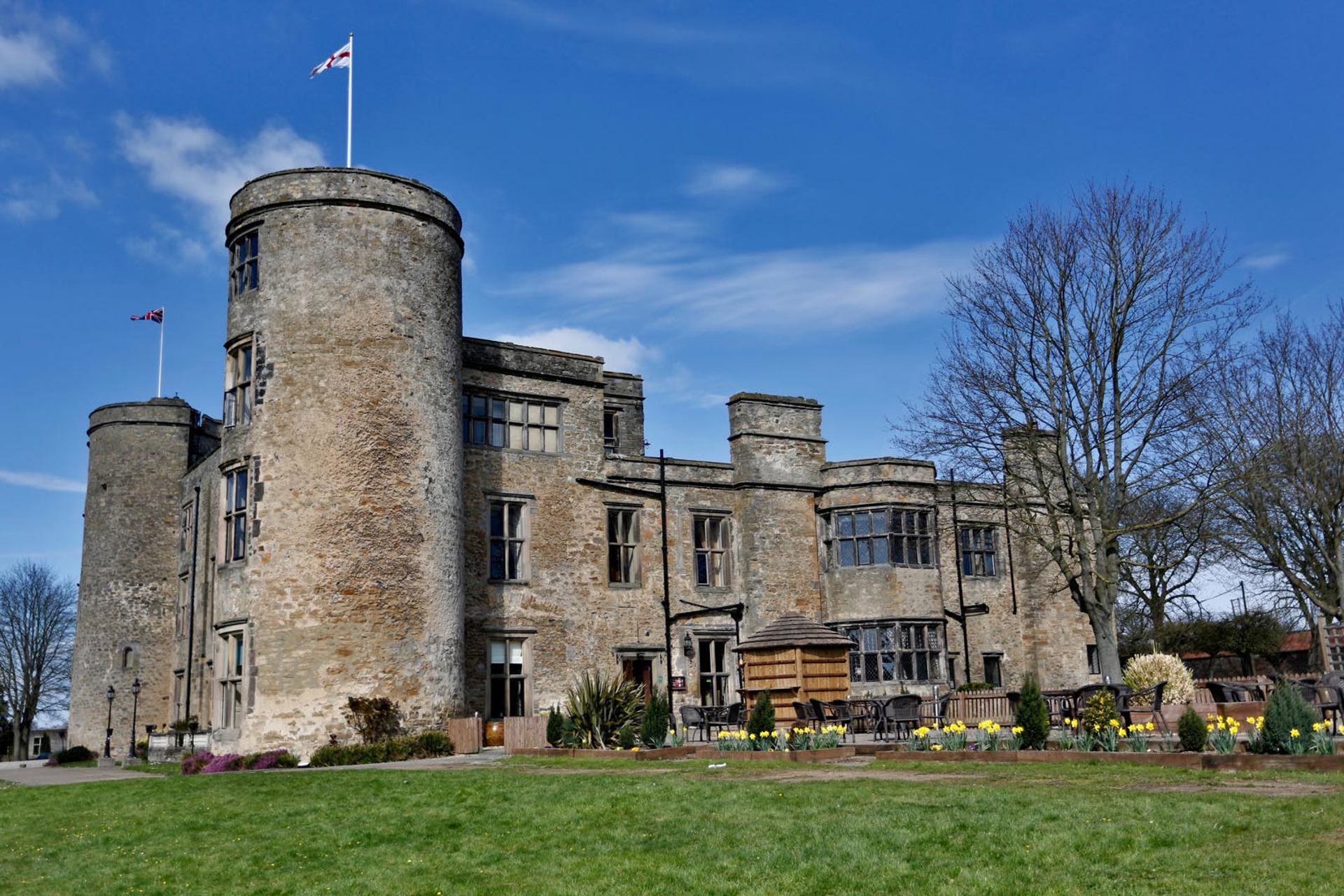Walworth Castle Hotel Grounds And Hotel