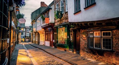 York Hotels With Parking
