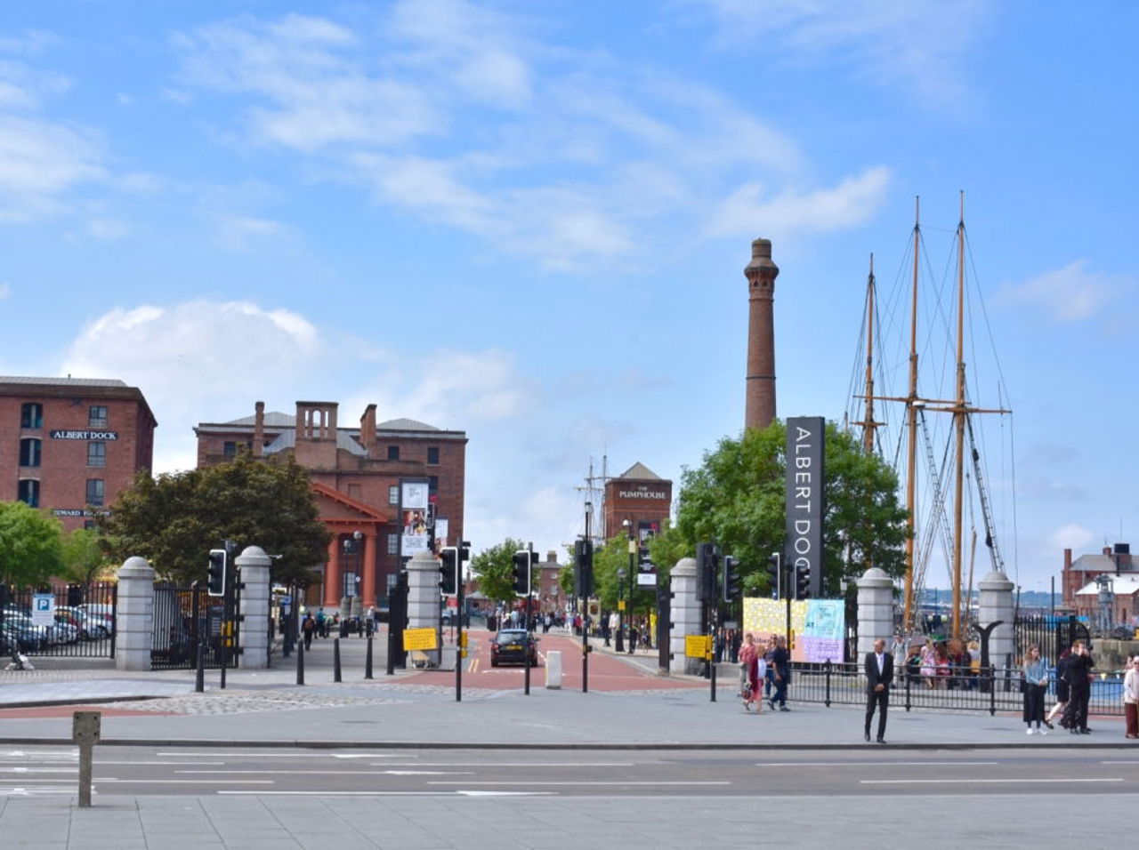 Albert Dock View Entrance Old Liverpool Gastrogays