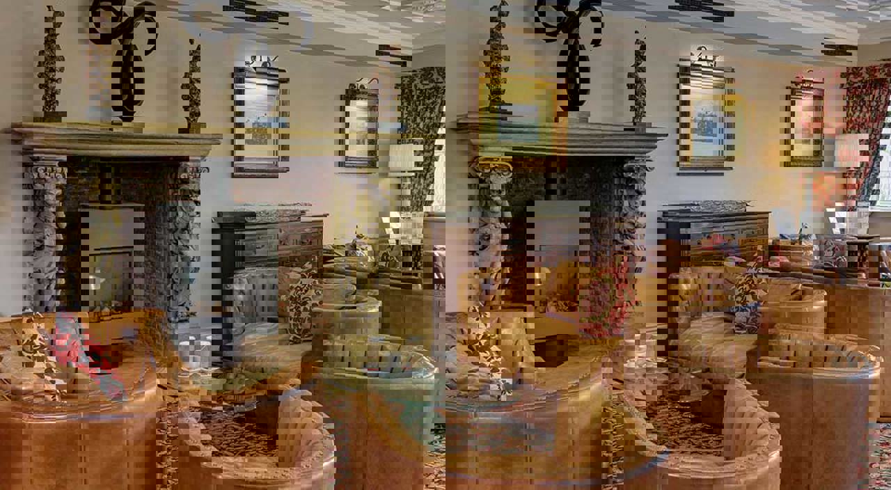 Mount P Lounge